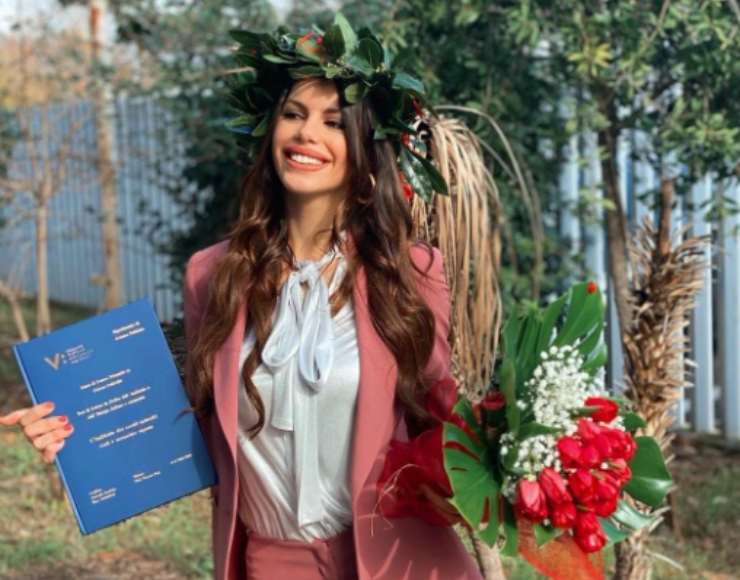 antonella fiordelisi laurea