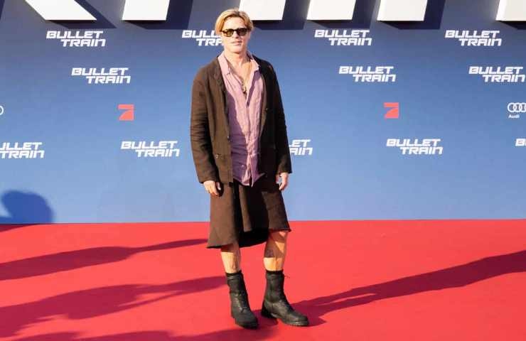 brad pitt indossa la gonna sul redcarpet