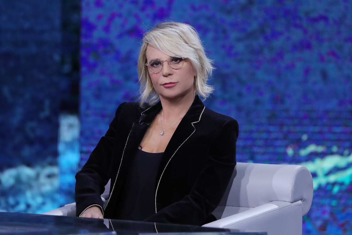Maria De Filippi, perché mangia sempre caramelle in tv: la curiosità che non conoscete