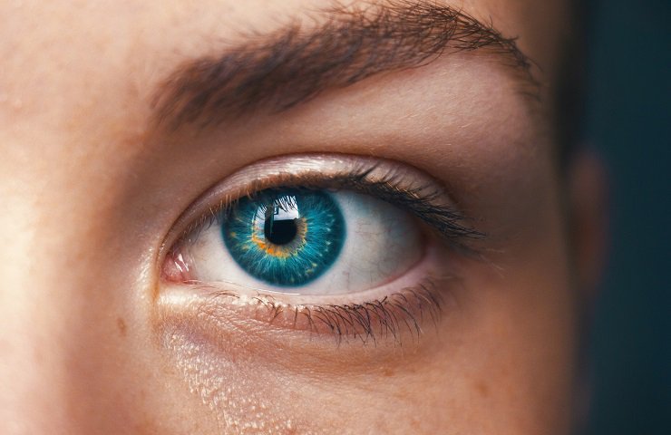 Occhio azzurro