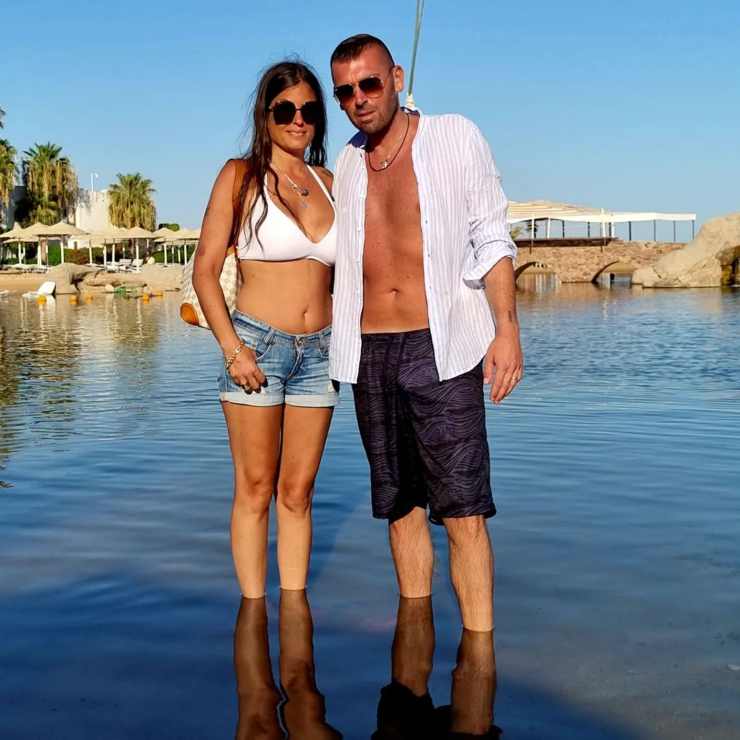 Sara Tommasi con il marito