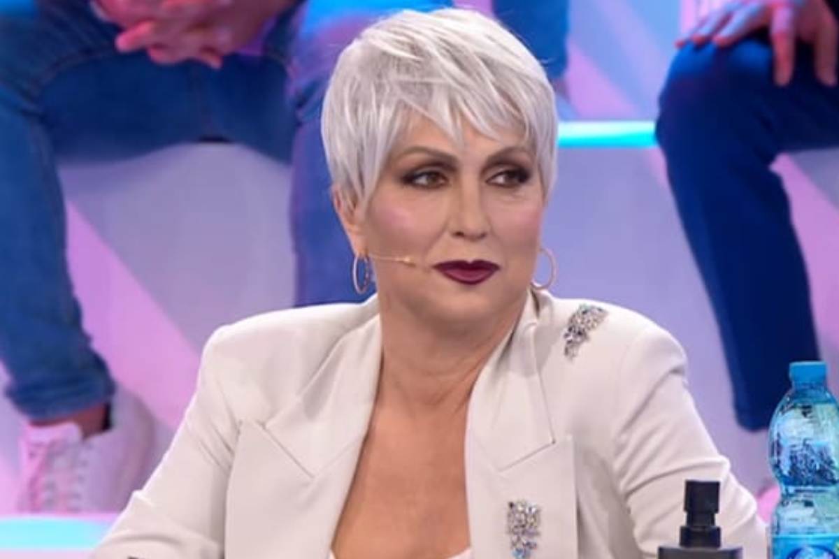 alessandra celentano parrucca verità