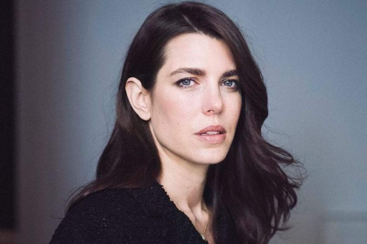 Charlotte Casiraghi; rilancia il demin