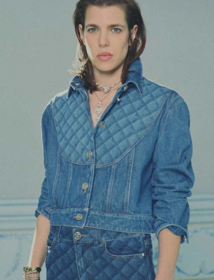 Charlotte Casiraghi: punta tutto sul demin