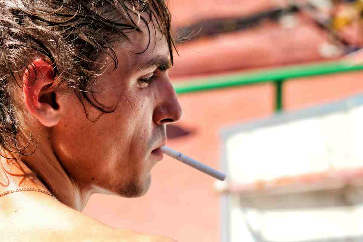 fumare per il singhiozzo