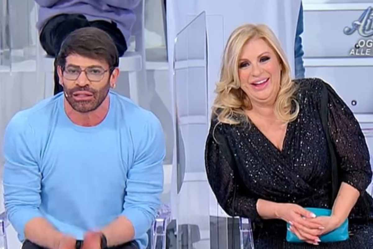 gianni e tina, la chat privata