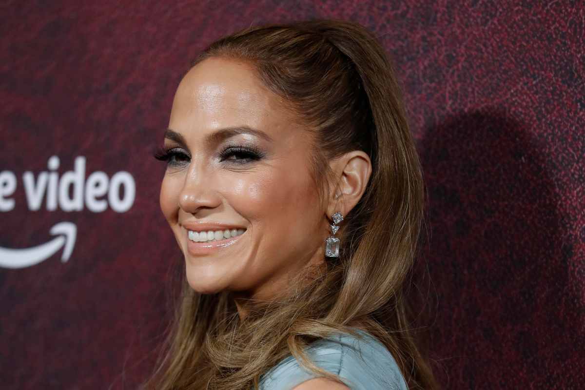 jennifer lopez segreti giovane