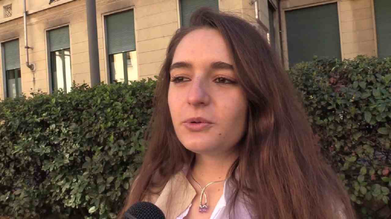 Letizia, una delle ragazze che hanno testimoniato in occasione della giornata nazionale del Fiocchetto Lilla