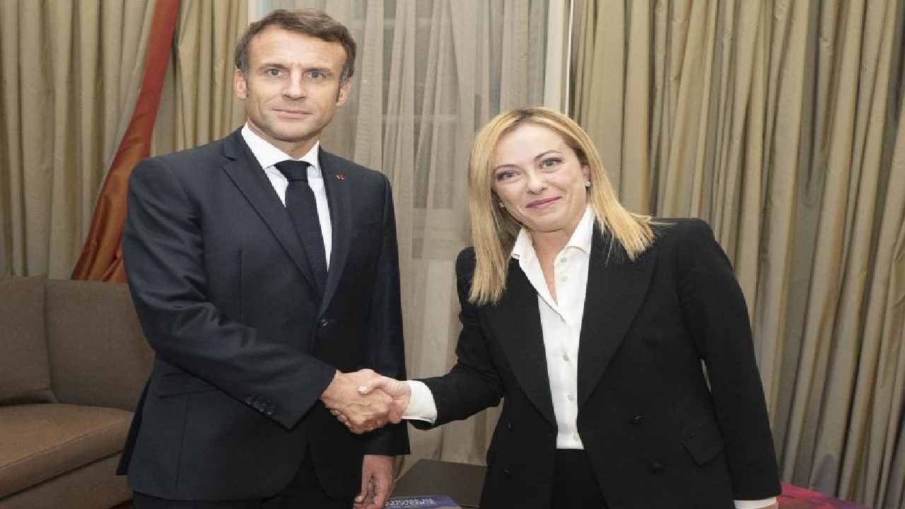 Meloni e Macron nel 2022