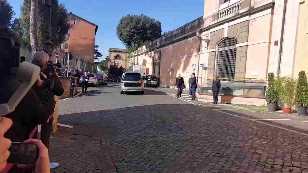 Minà, la camera ardente a Roma