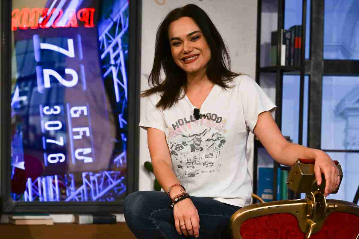 Romina Carrisi lettone