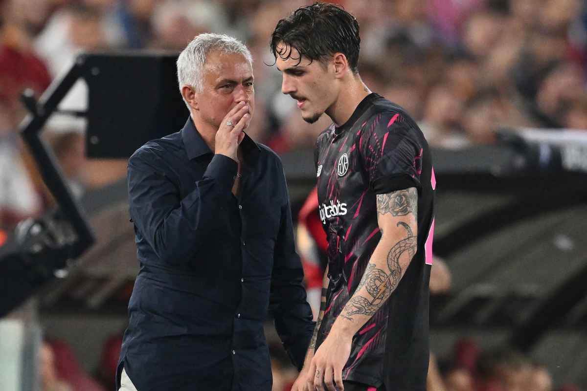 Mourinho con Zaniolo