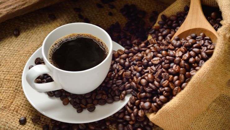 il caffè risveglia o no