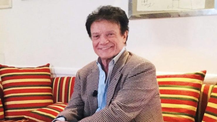 Massimo Ranieri divano
