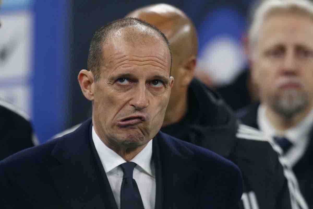 Max Allegri pensieroso