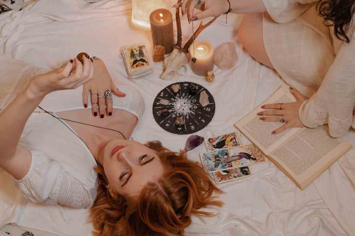 da cosa sono attratti i segni zodiacali
