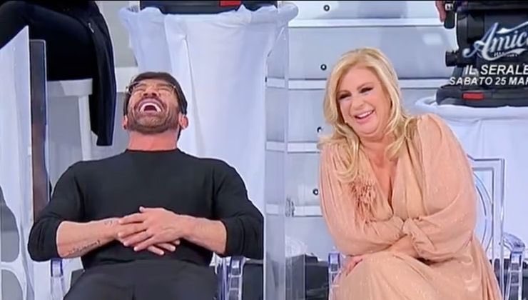 tina cipollari gianni ridono a uomini e donne
