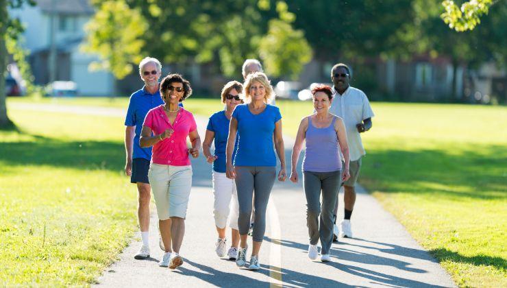 Camminare veloce per dimagrire e stare più sereni
