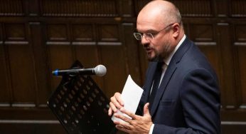 Pd, i cambiamenti portati da Schlein non convincono tutti: ecco chi ha lasciato il partito