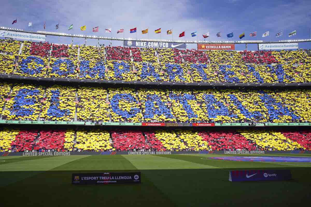 Barcellona fondi prestito stadio nuovo