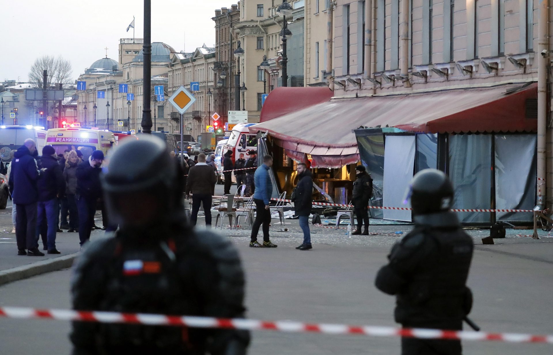 Il locale di San Pietroburgo nel quale è avvenuta l'esplosione