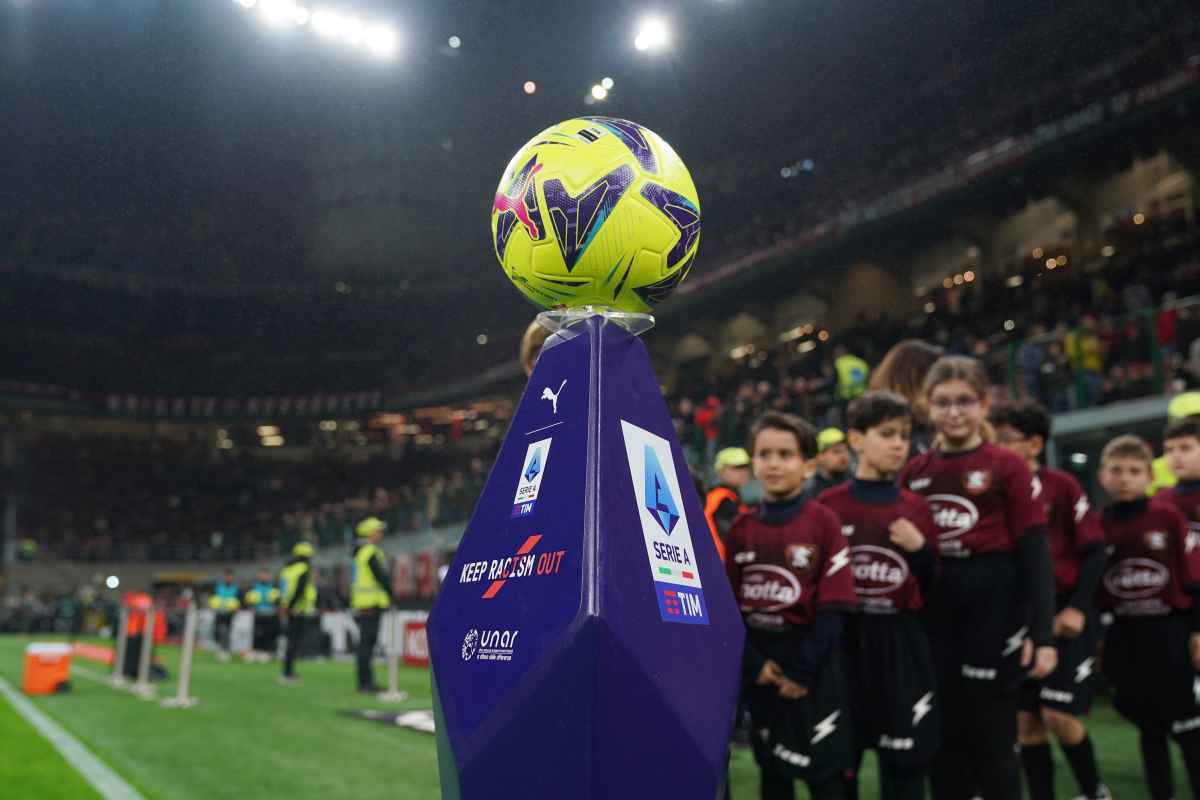 Pallone Serie A a San Siro