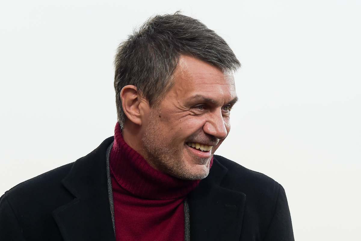 Paolo Maldini sorridente: la strada per programmare il futuro appare in discesa