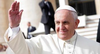 Papa Francesco dimesso dal Gemelli: “Non ho avuto paura”