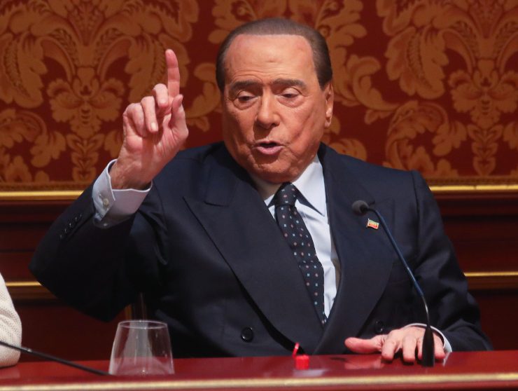 Silvio Berlusconi documento