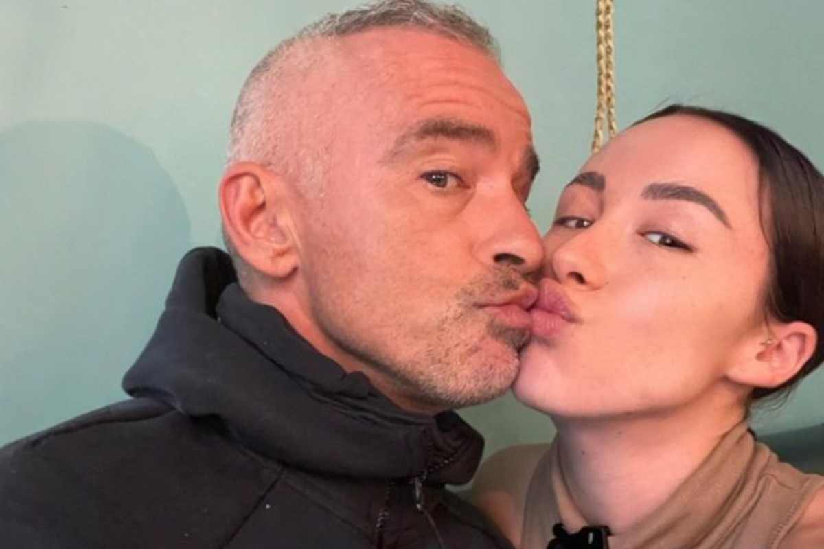 eros ramazzotti assente al battesimo del figlio di aurora