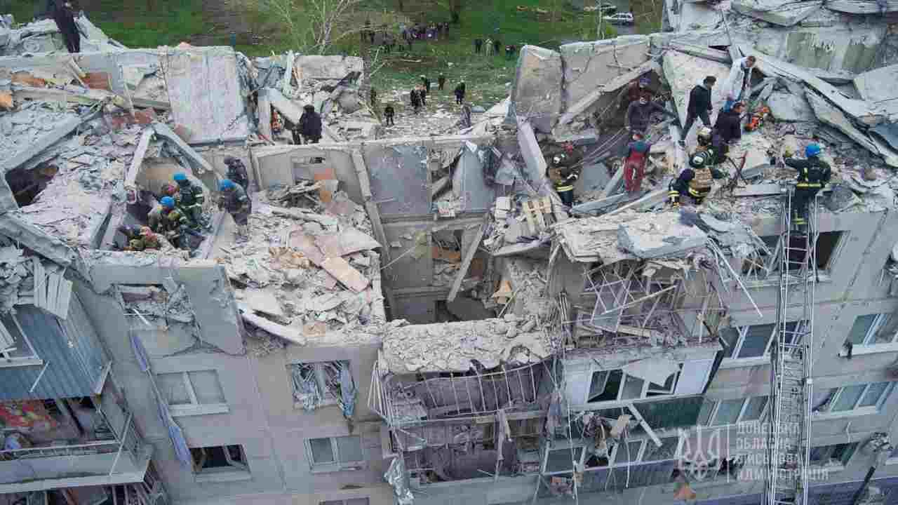 Edifici bombardati in Ucraina