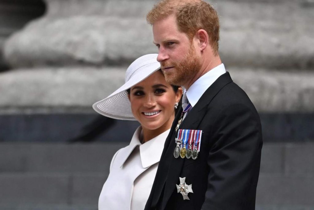 harry meghan dimostrazione assenza incoronazione