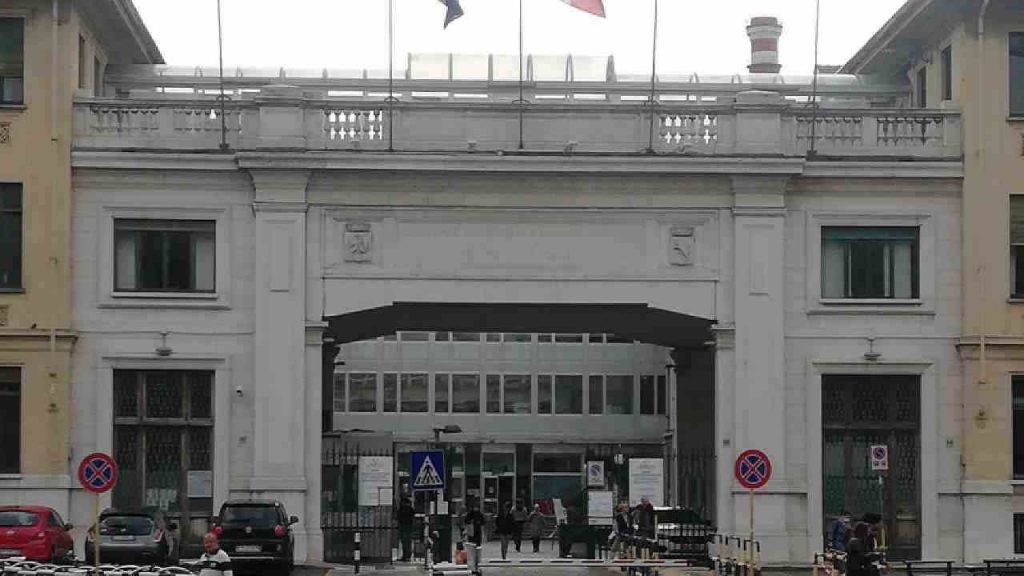 Facciata del Molinette di Torino