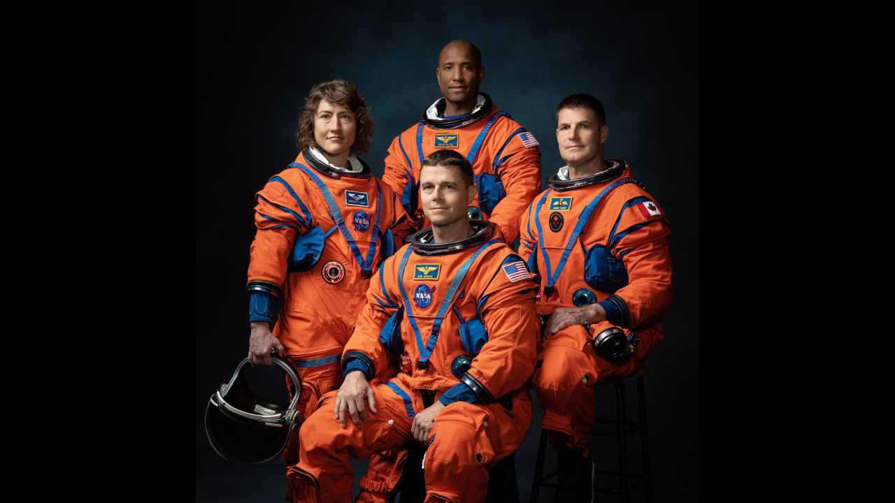 I quattro membri dell'equipaggio Nasa per la missione Artemis II che li porterà sulla Luna nel 2024