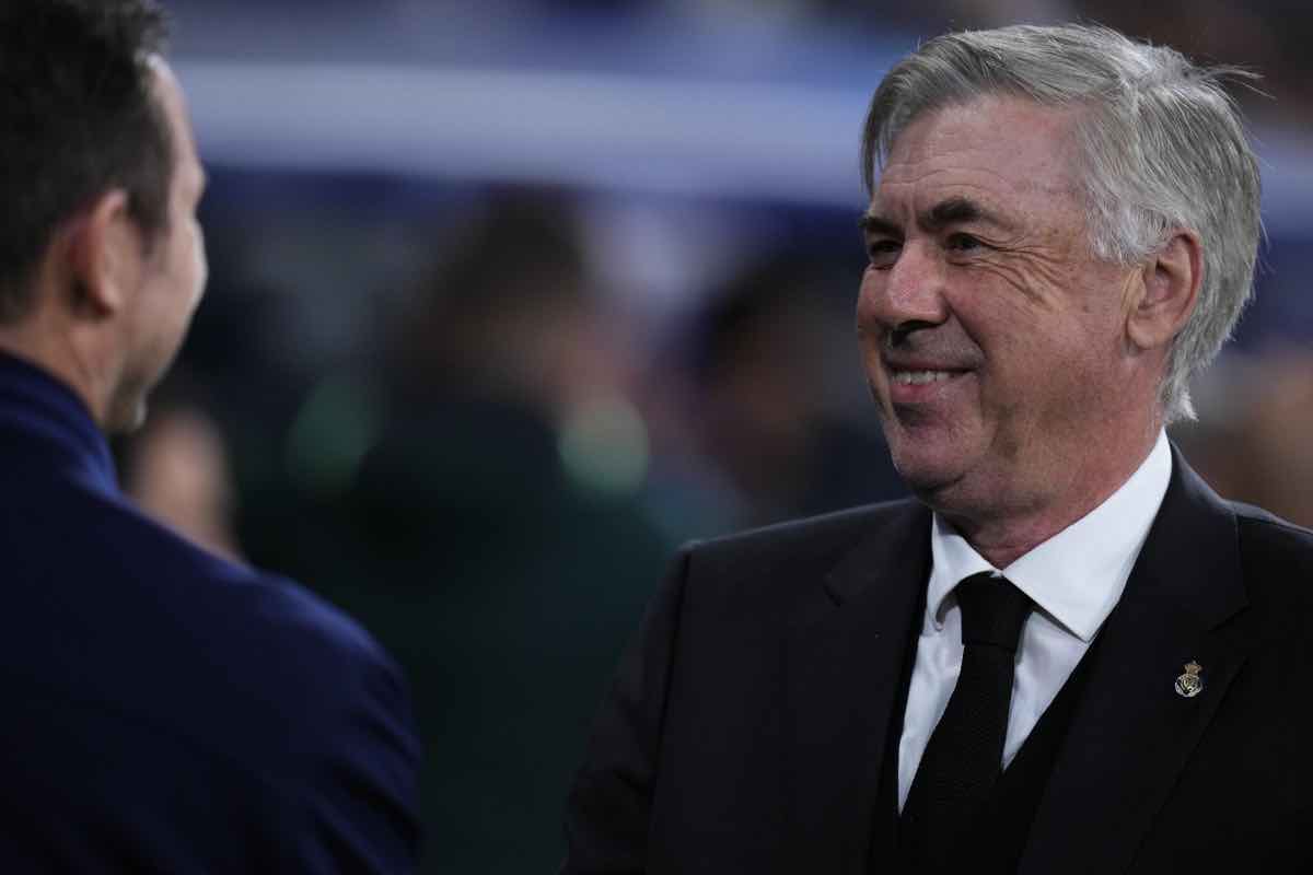 Carlo Ancelotti sorridente