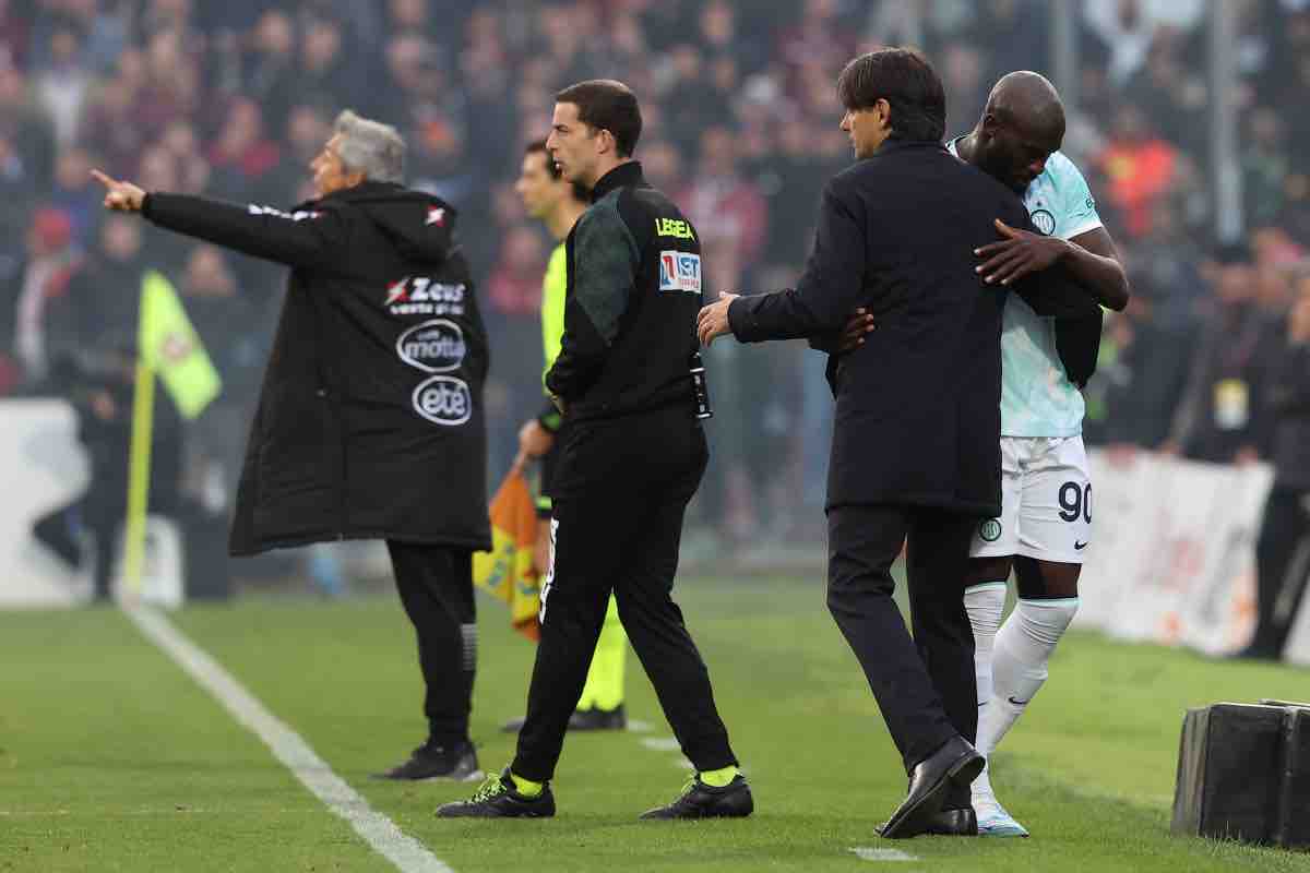 Inzaghi e Lukaku si abbracciano