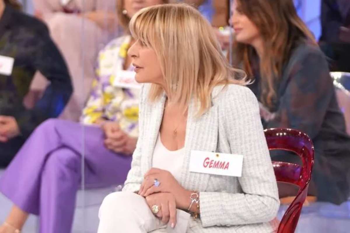 uomini e donne gemma costretta