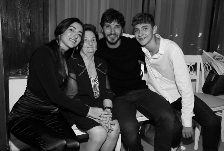 Stefano De Martino sta per diventare zio