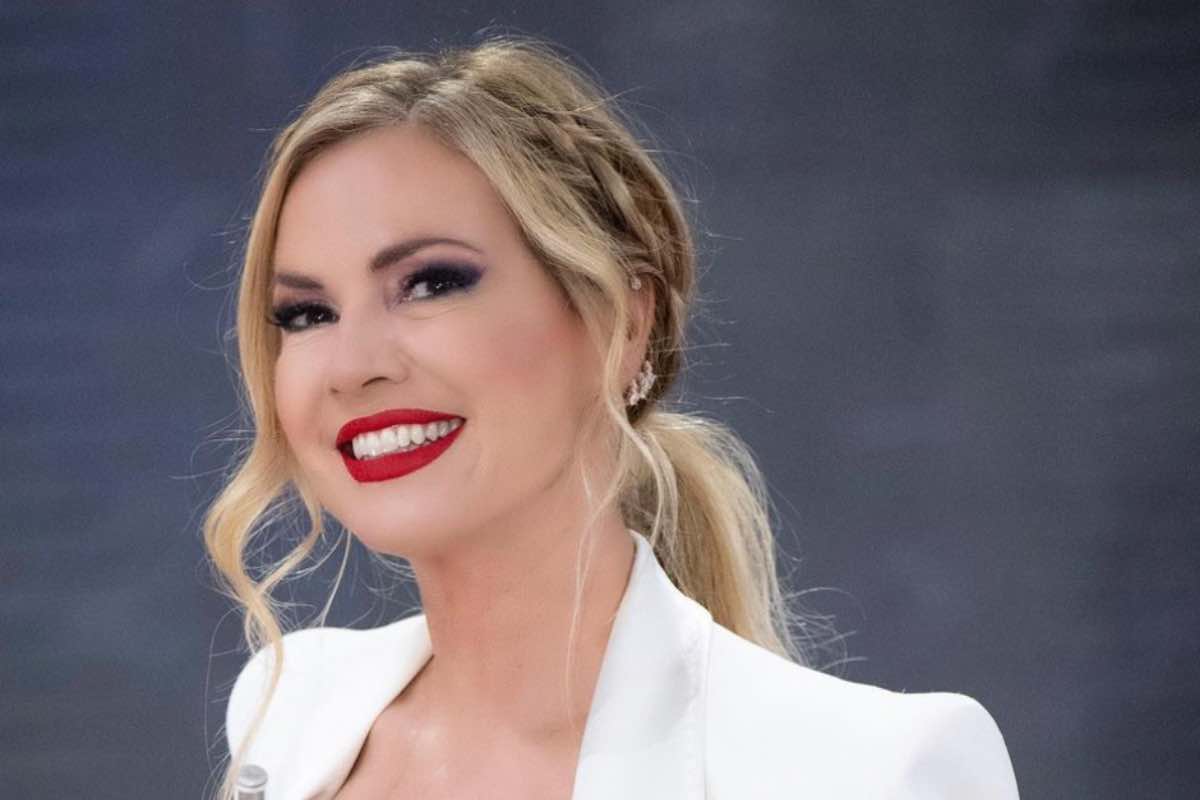 in cosa è laureata Federica Panicucci?