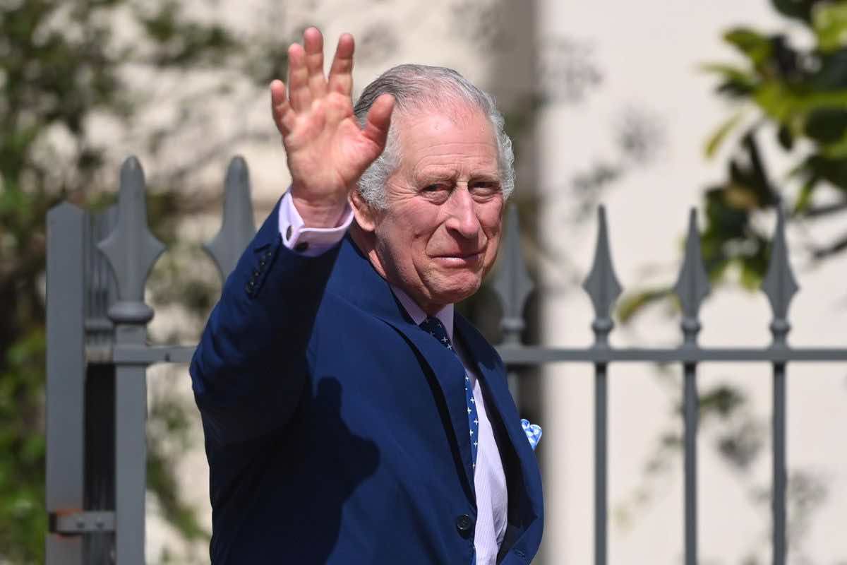 re carlo incoronazione quanto è costata