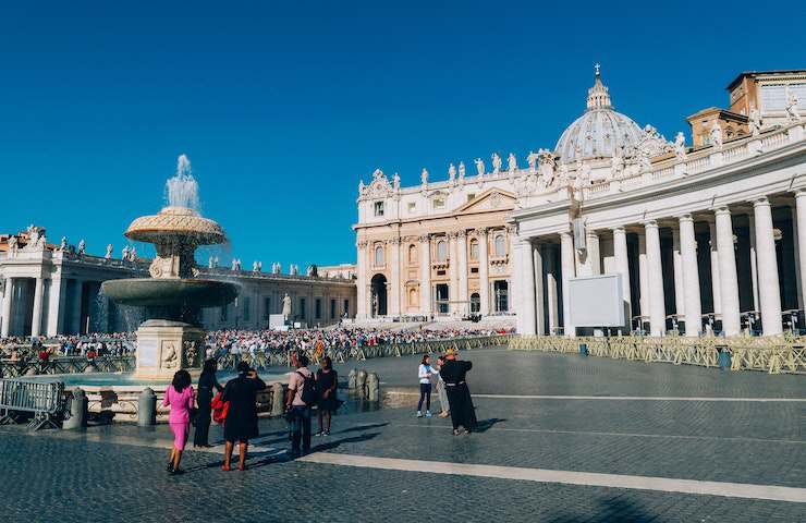 Piazza San Pietro a Roma