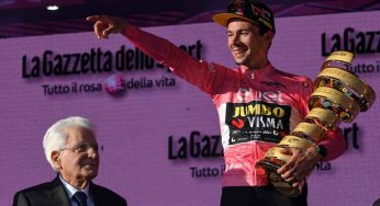 Giro d’Italia, Roglic premiato da Mattarella: le parole di Caruso