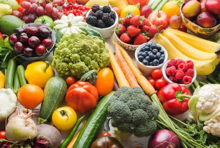 Spesa giugno frutta e verdura di stagione