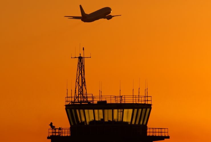Interferenze tra rete cellulari e torre di controllo