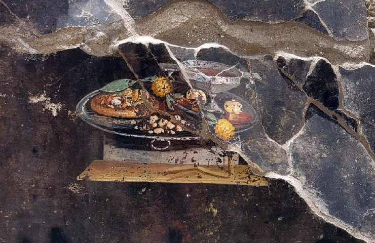 Affresco di natura morta trovato a Pompei