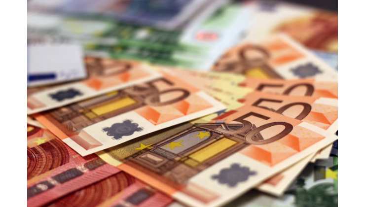 Aumento busta paga, a chi spetta