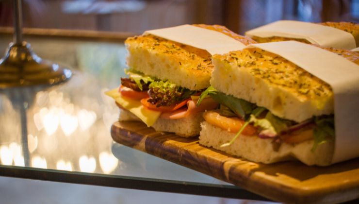 Focaccia pronta in 5 minuti