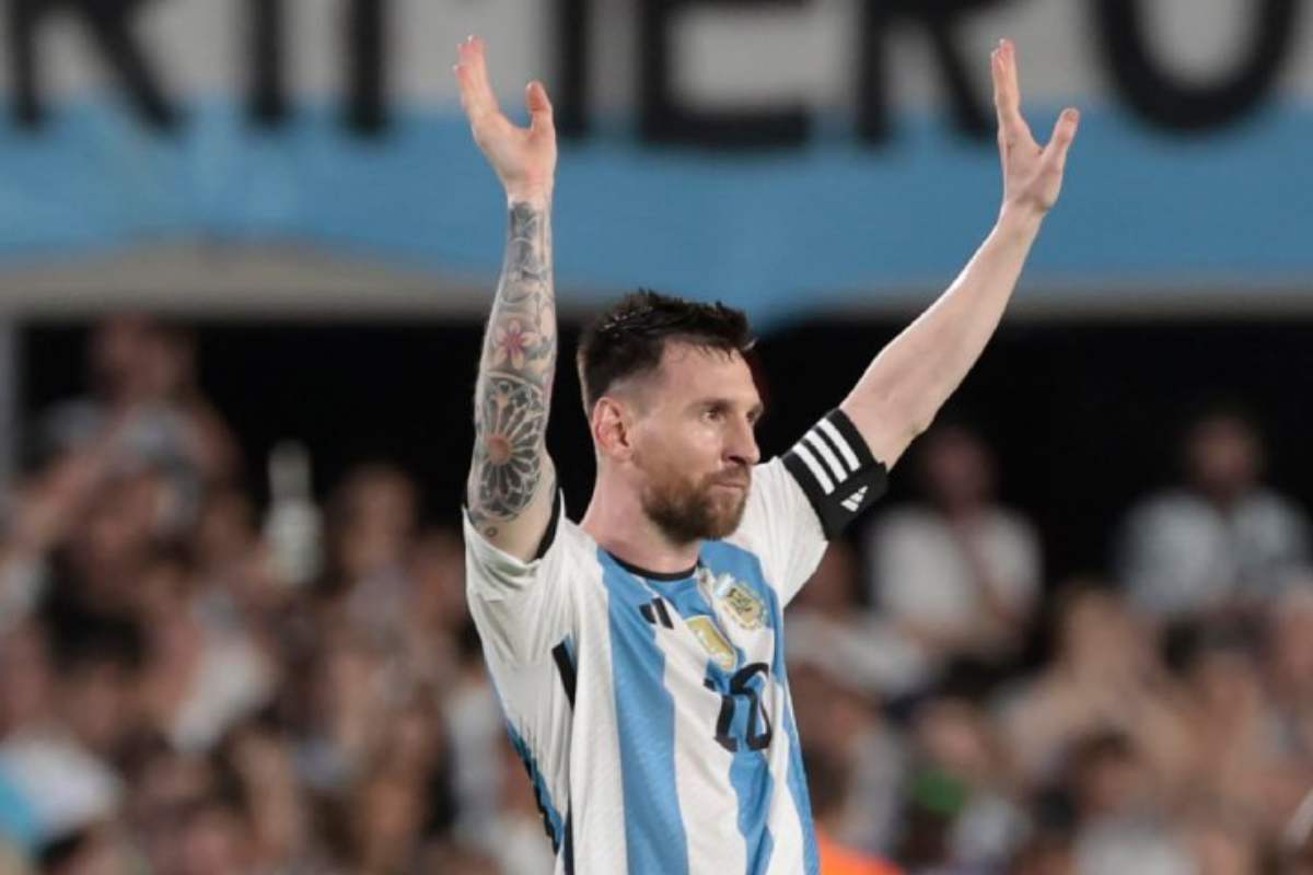 Lionel Messi è stato premiato agli ESPYS per la finale vinta con l'Argentina al Mondiale in Qatar