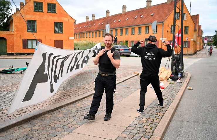 manifestanti in Danimarca