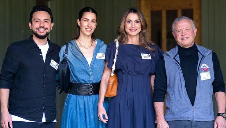 queen rania outfit in denim